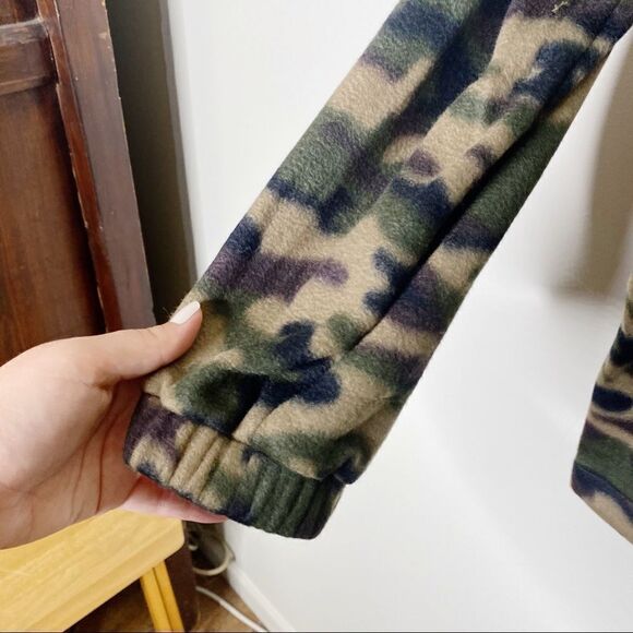 BP Green Camo Fleece Jacket Oversized Medium - Picture 7 of 9